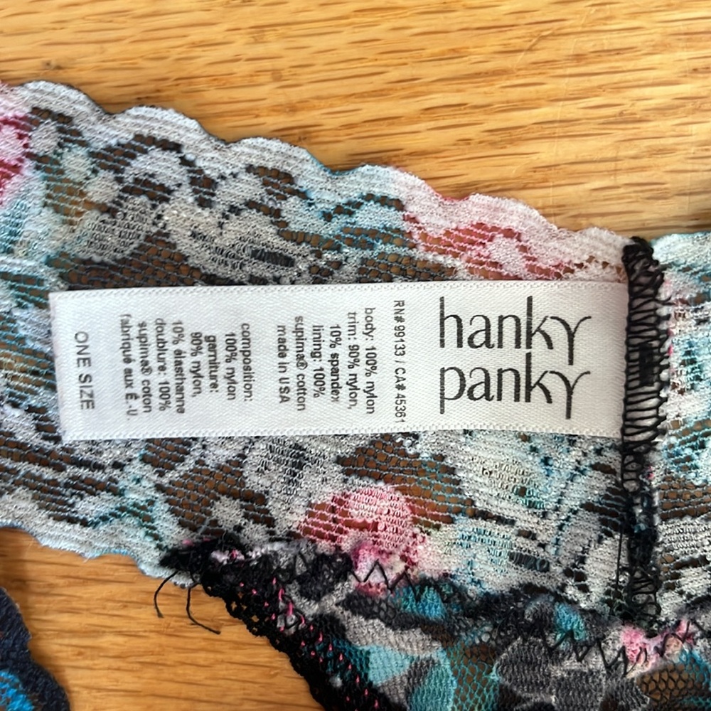 NWOT Hanky Panky Signature Lace low rise Thong Panties. Pink/green/black floral - Picture 2 of 3